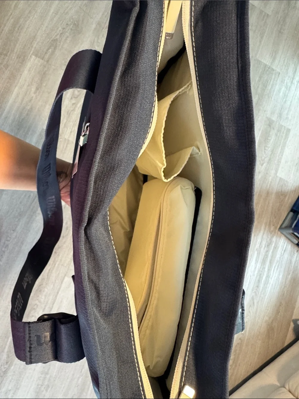 WILSON PICKLEBALL LIFESTYLE TOTE BAG GREY/WHITE